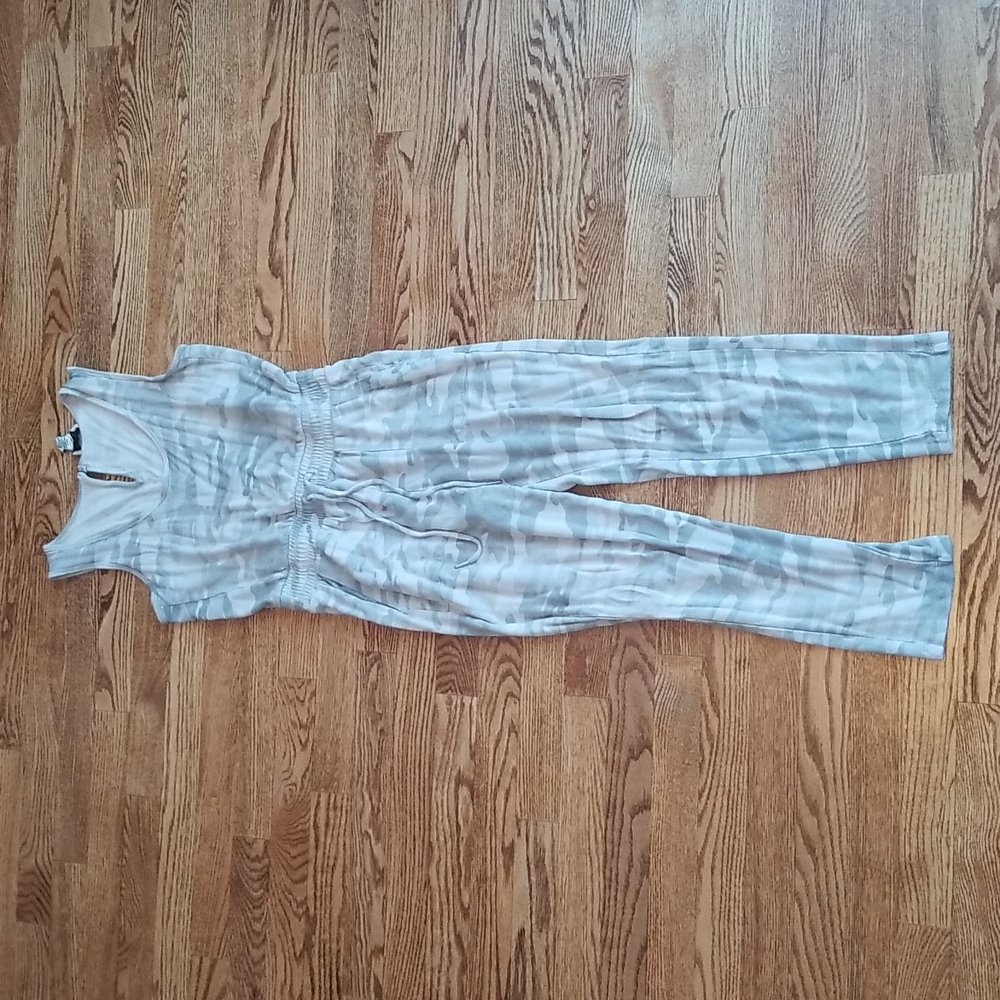 (S) Rachel Zoe Camouflage Loose Fit Rayon Blend Jumpsuit Loungewear Casual